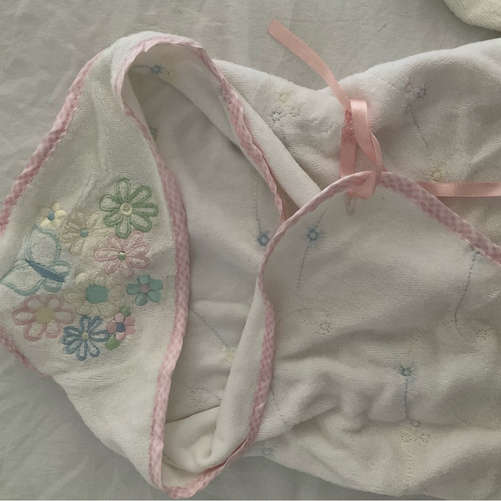 American Girl Bitty Baby Embroided Swaddling & Bath Mitt